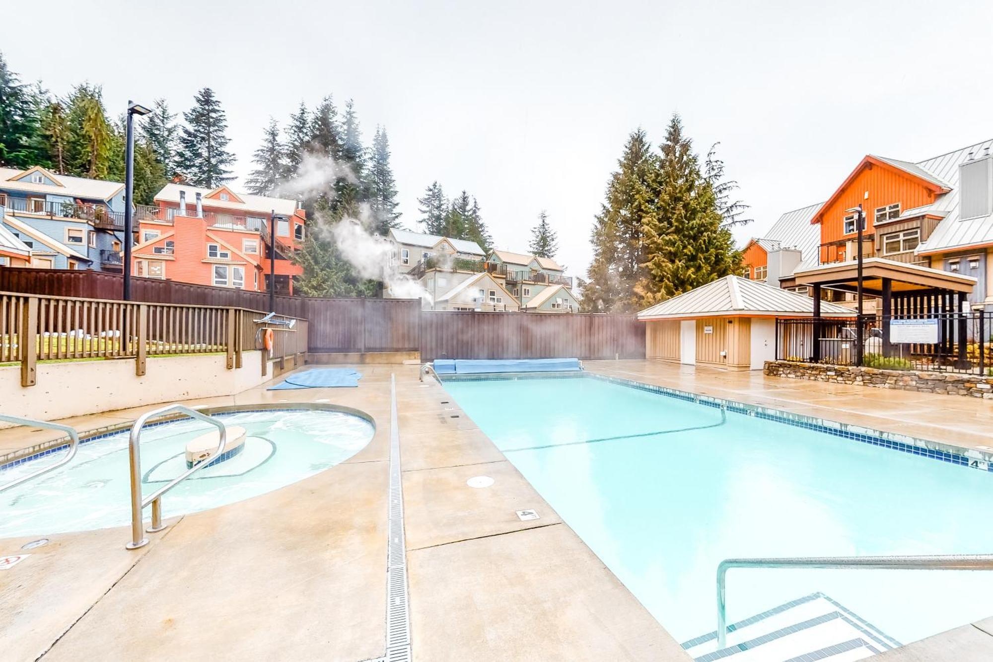 Lake Placid Coach House 16 Уислър Екстериор снимка